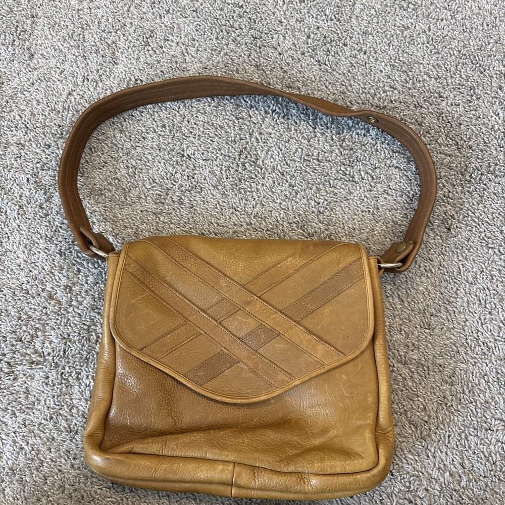 SAFARILAND Genuine Brown Leather Conceal Carry Shoulder  Flap Bag With Holster